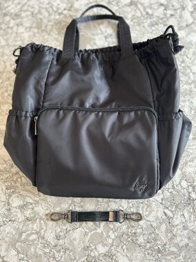 Lug Ditty XL Tote Bag in Black with KultureCity × Lug Toggle Sensory Toy